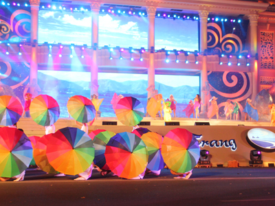 Festival Biển Nha Trang 2013 rộn r&agrave;ng ng&agrave;y khai mạc